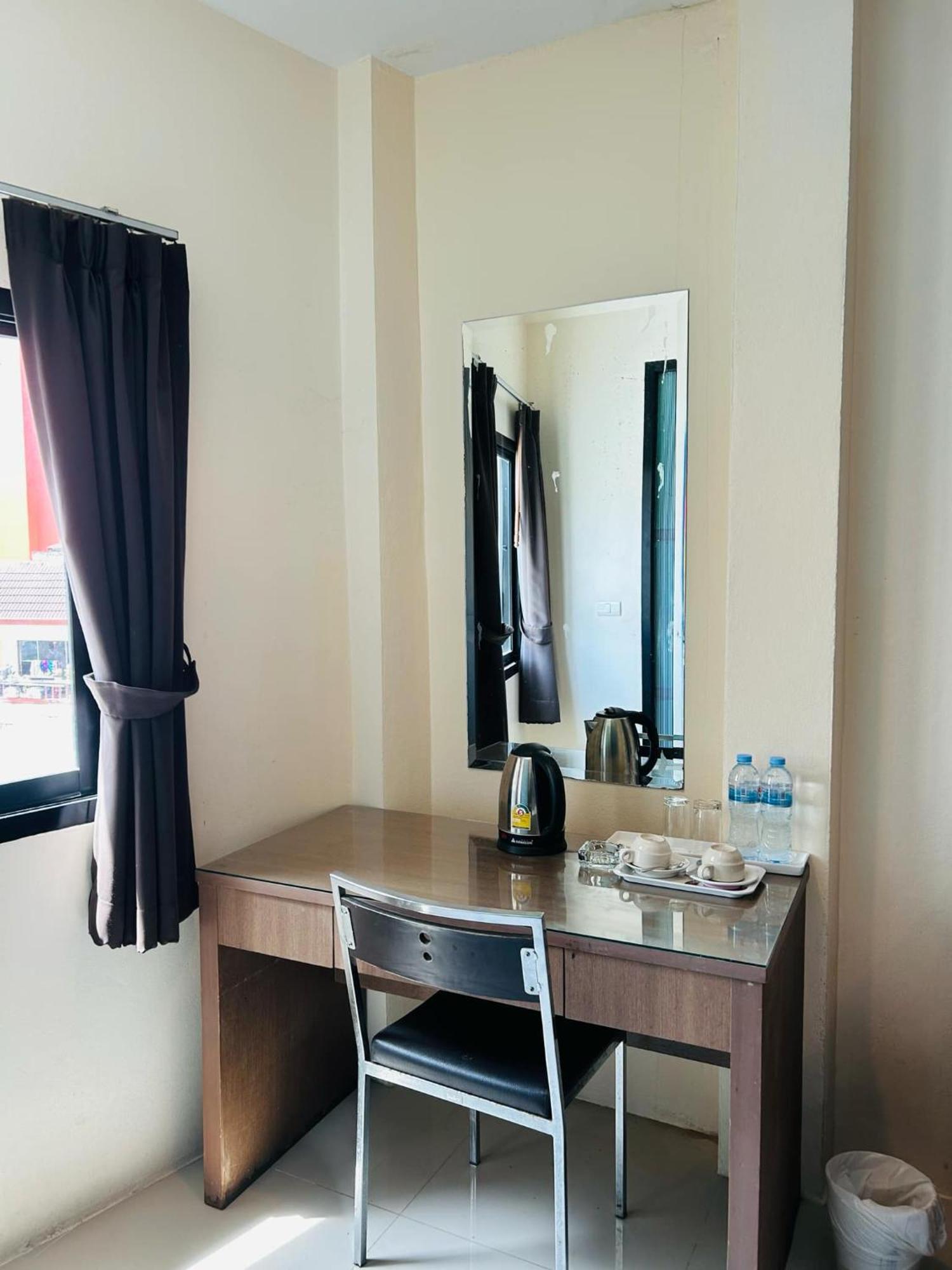Royal Waves Hotel Patong Ngoại thất bức ảnh