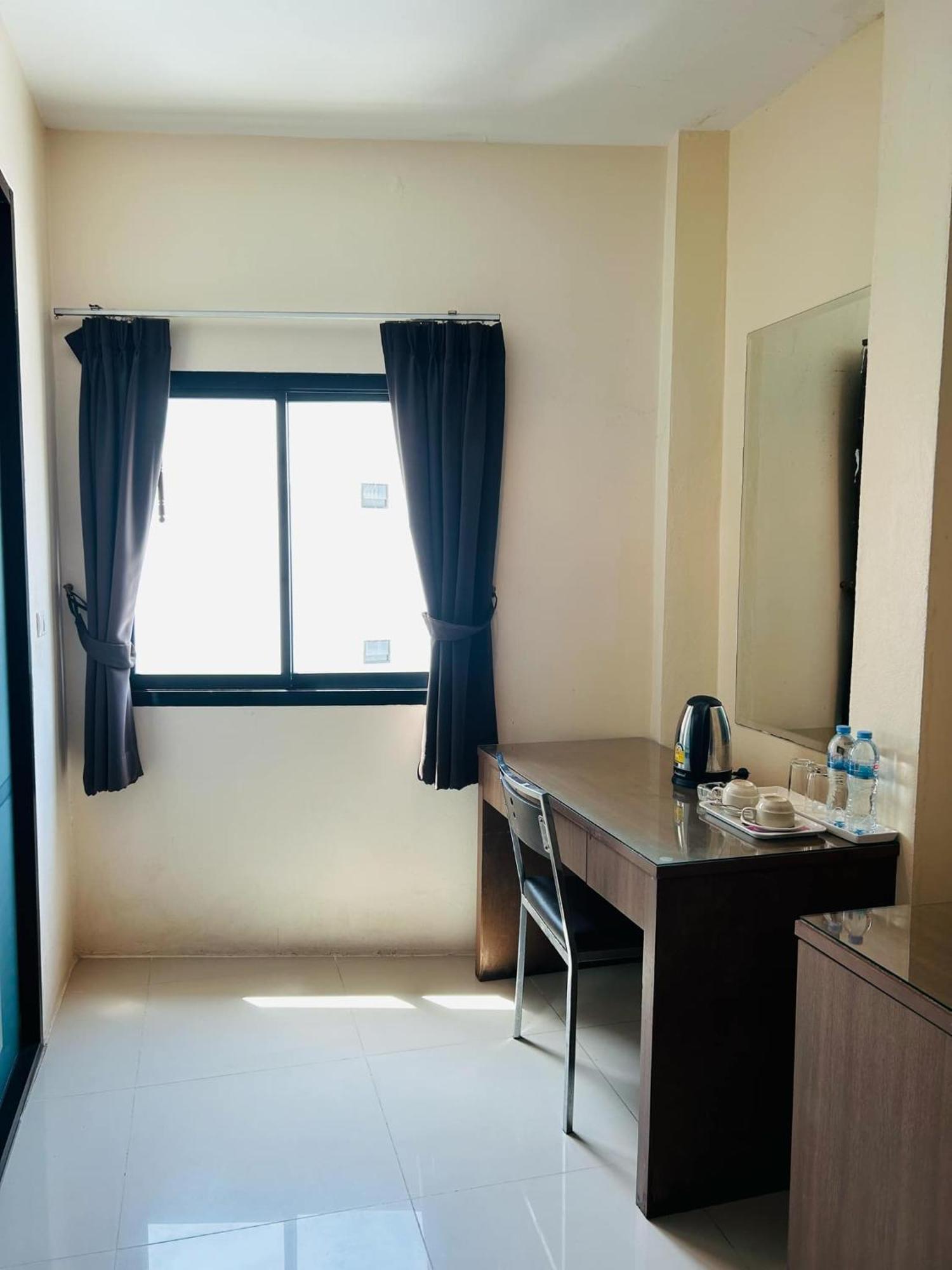 Royal Waves Hotel Patong Ngoại thất bức ảnh