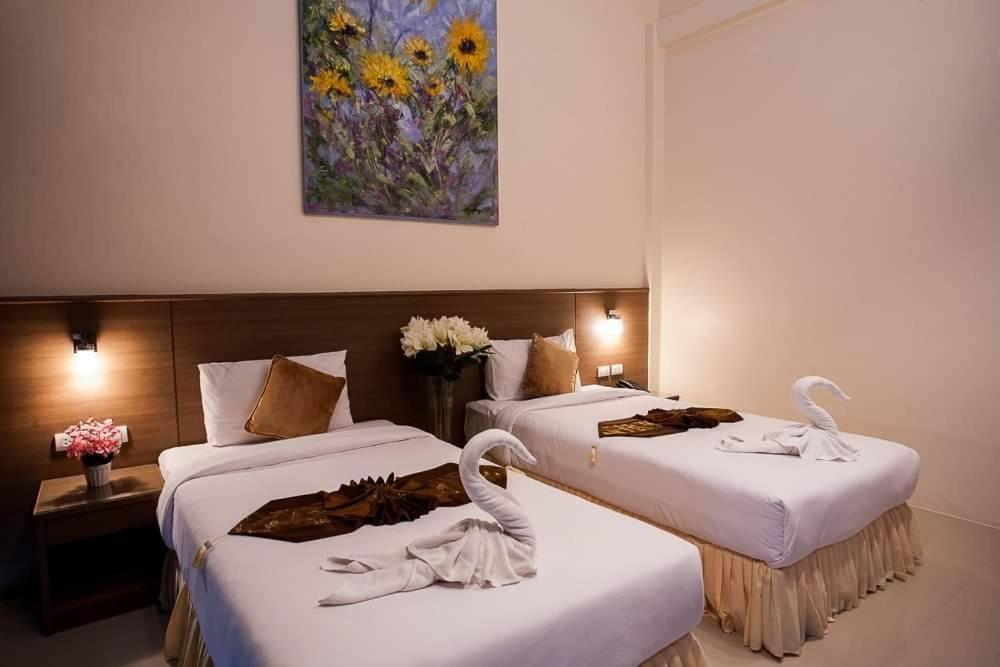 Royal Waves Hotel Patong Ngoại thất bức ảnh