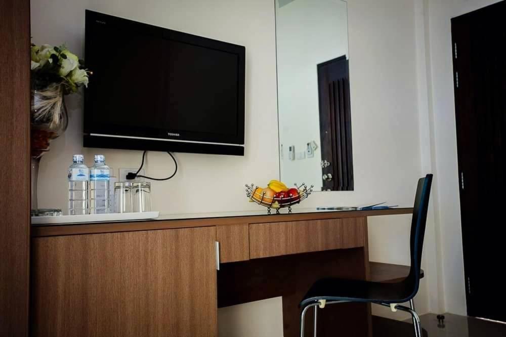 Royal Waves Hotel Patong Ngoại thất bức ảnh