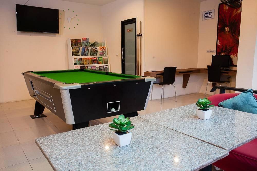 Royal Waves Hotel Patong Ngoại thất bức ảnh