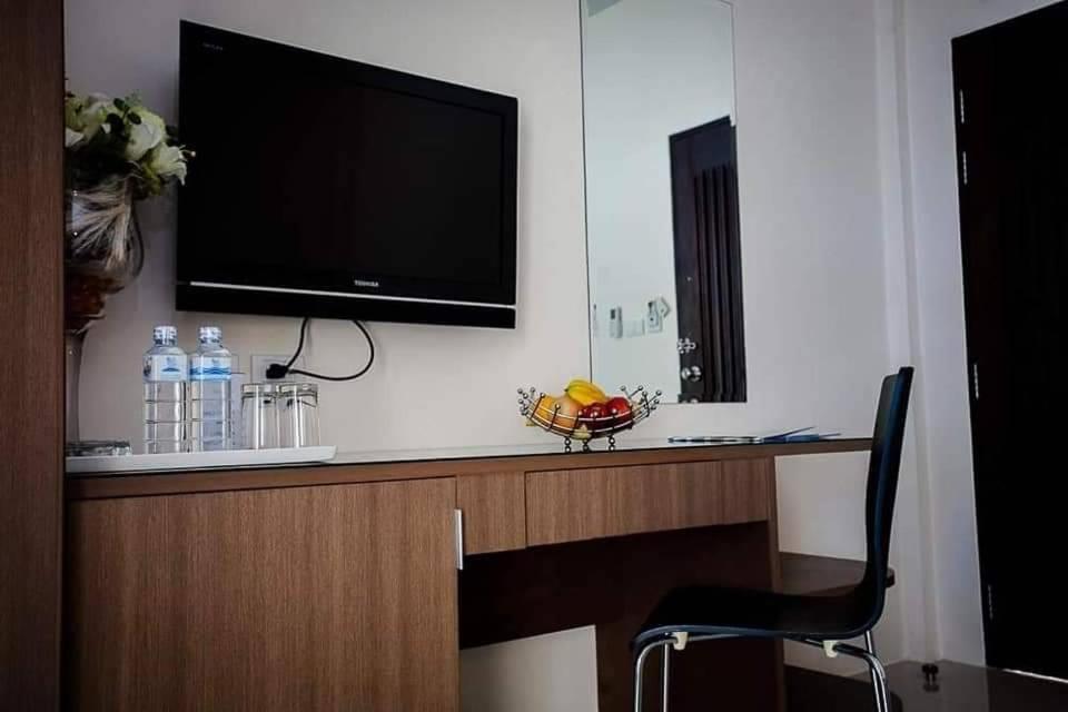 Royal Waves Hotel Patong Ngoại thất bức ảnh
